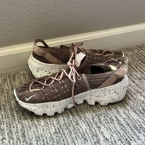 Brown/taupe Nikes- lightly worn